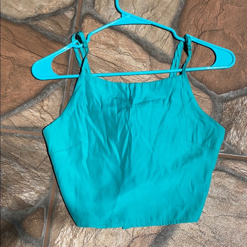 teal crop top